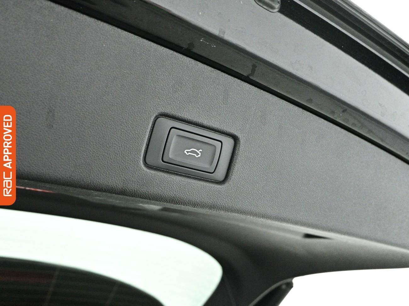 Audi Q4 E-Tron view 16