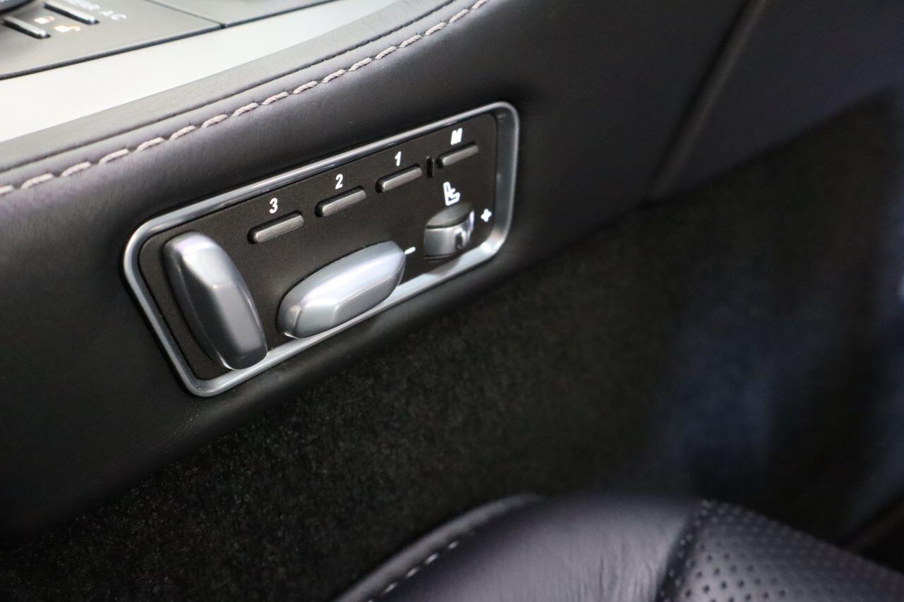 Aston Martin Rapide view 23