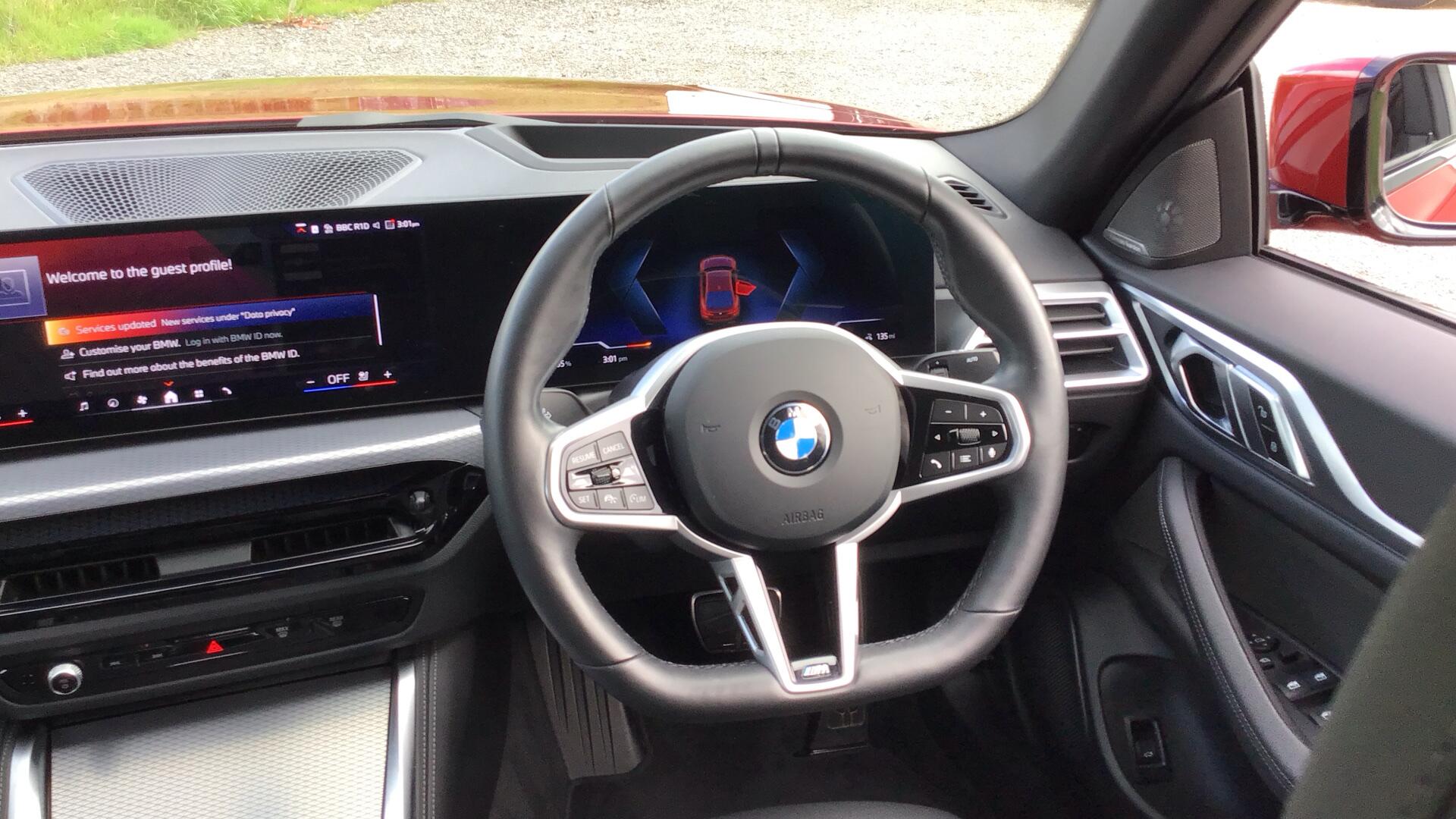 BMW i4 view 5