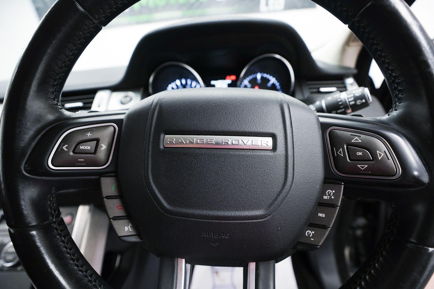 Land Rover Range Rover Evoque view 26
