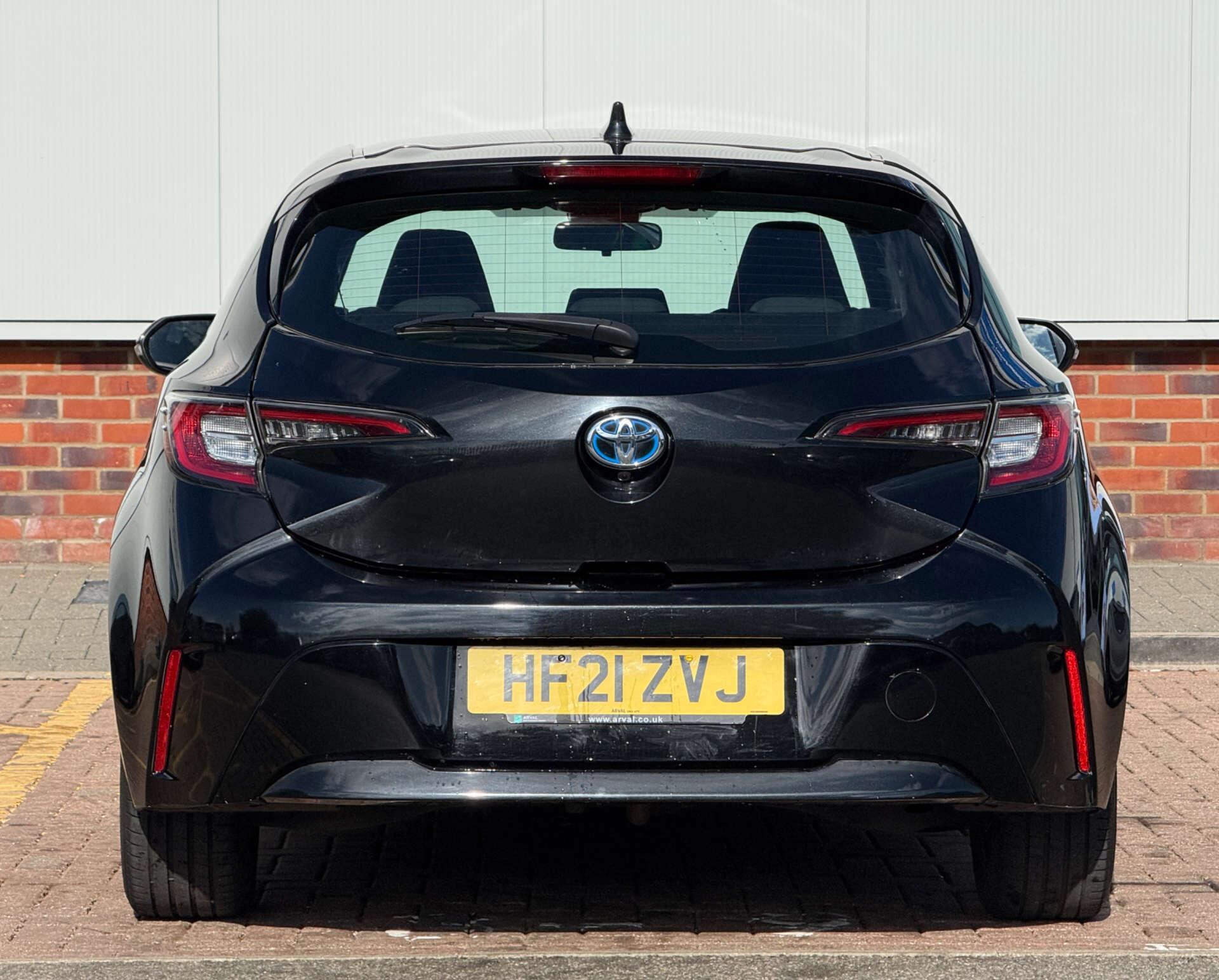 Toyota Corolla view 5