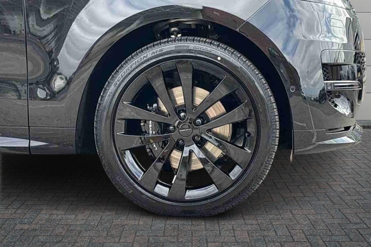 Land Rover Range Rover Sport view 8