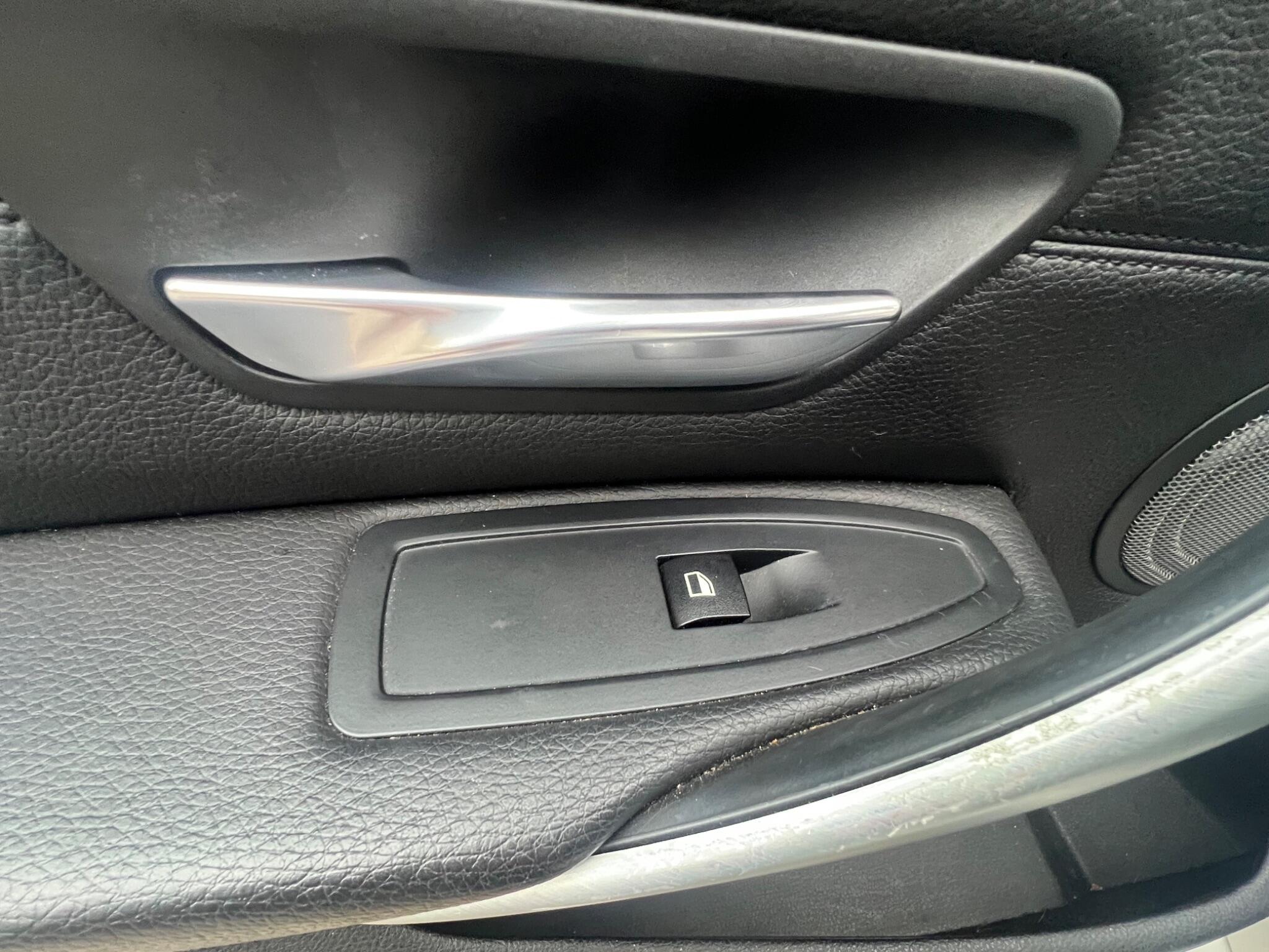 BMW 4 Series view 45