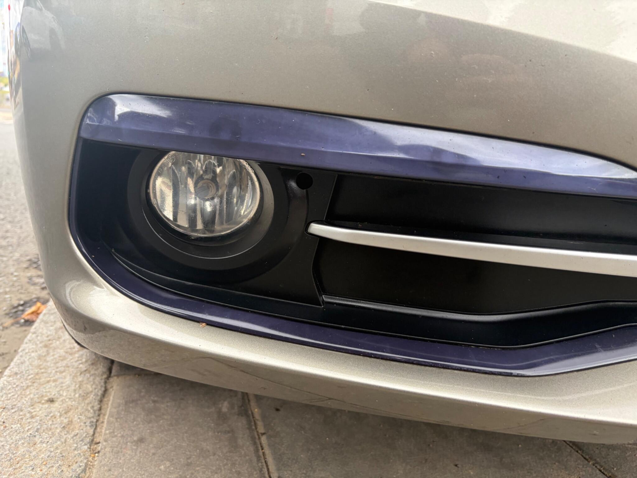 BMW 3 Series view 18