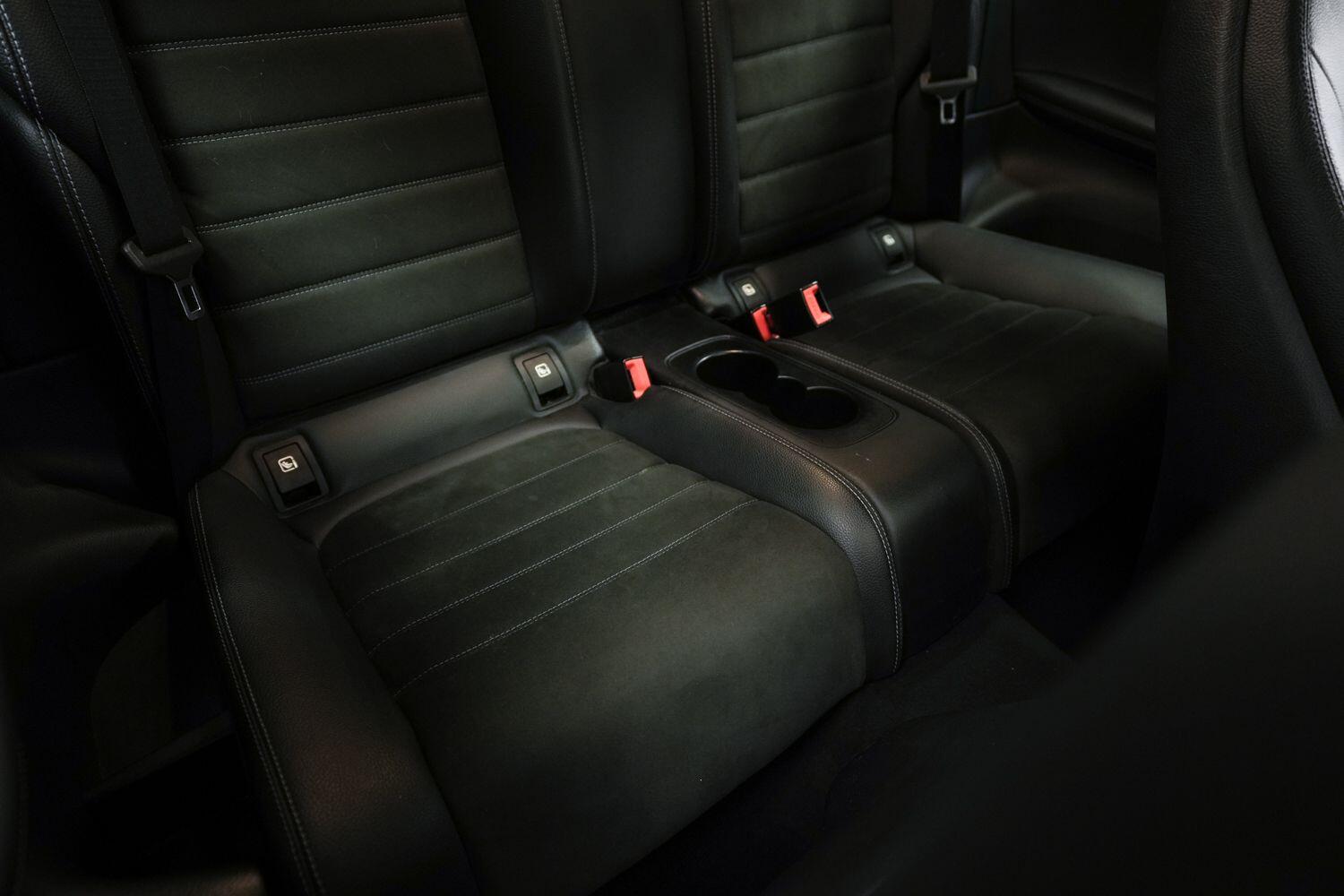 Mercedes-Benz C Class view 12