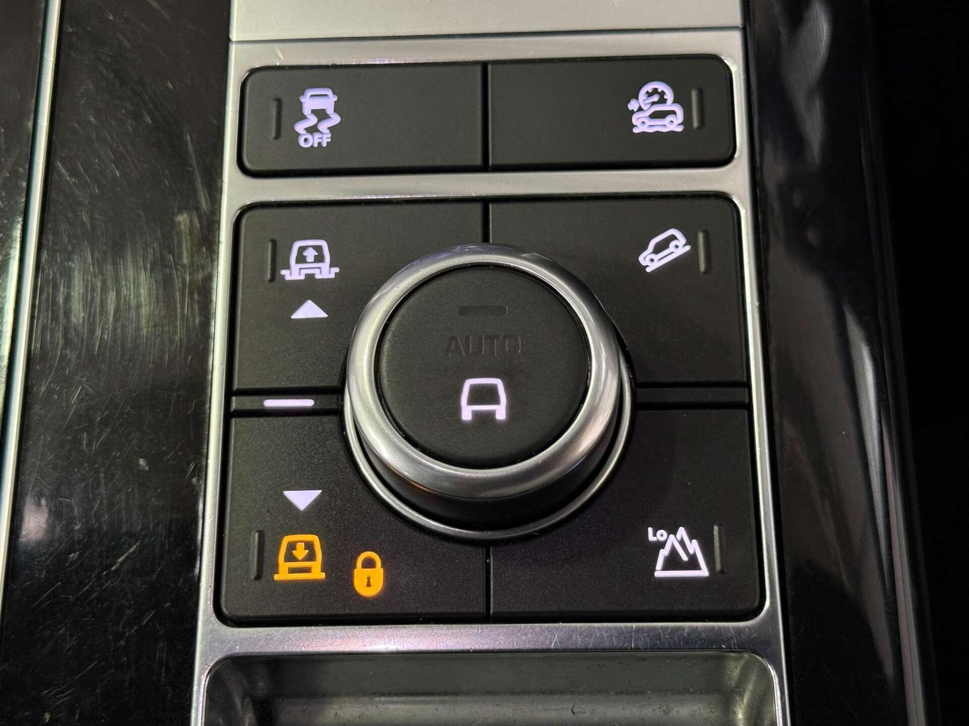 Land Rover Range Rover view 26