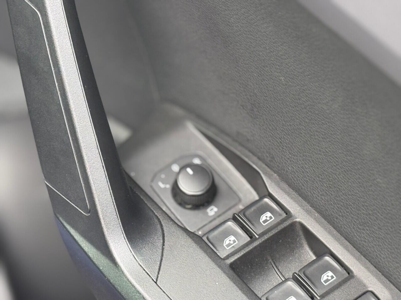 Seat Ibiza view 33