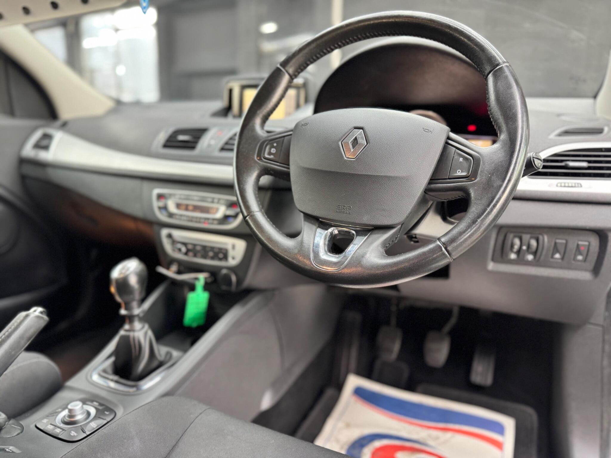 Renault Megane view 26