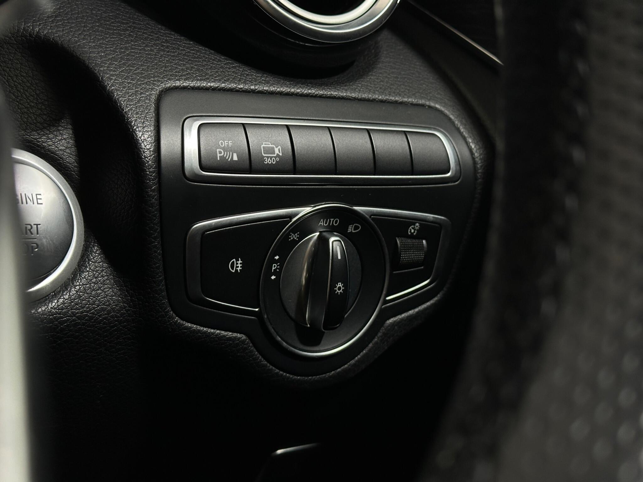 Mercedes-Benz GLC view 17