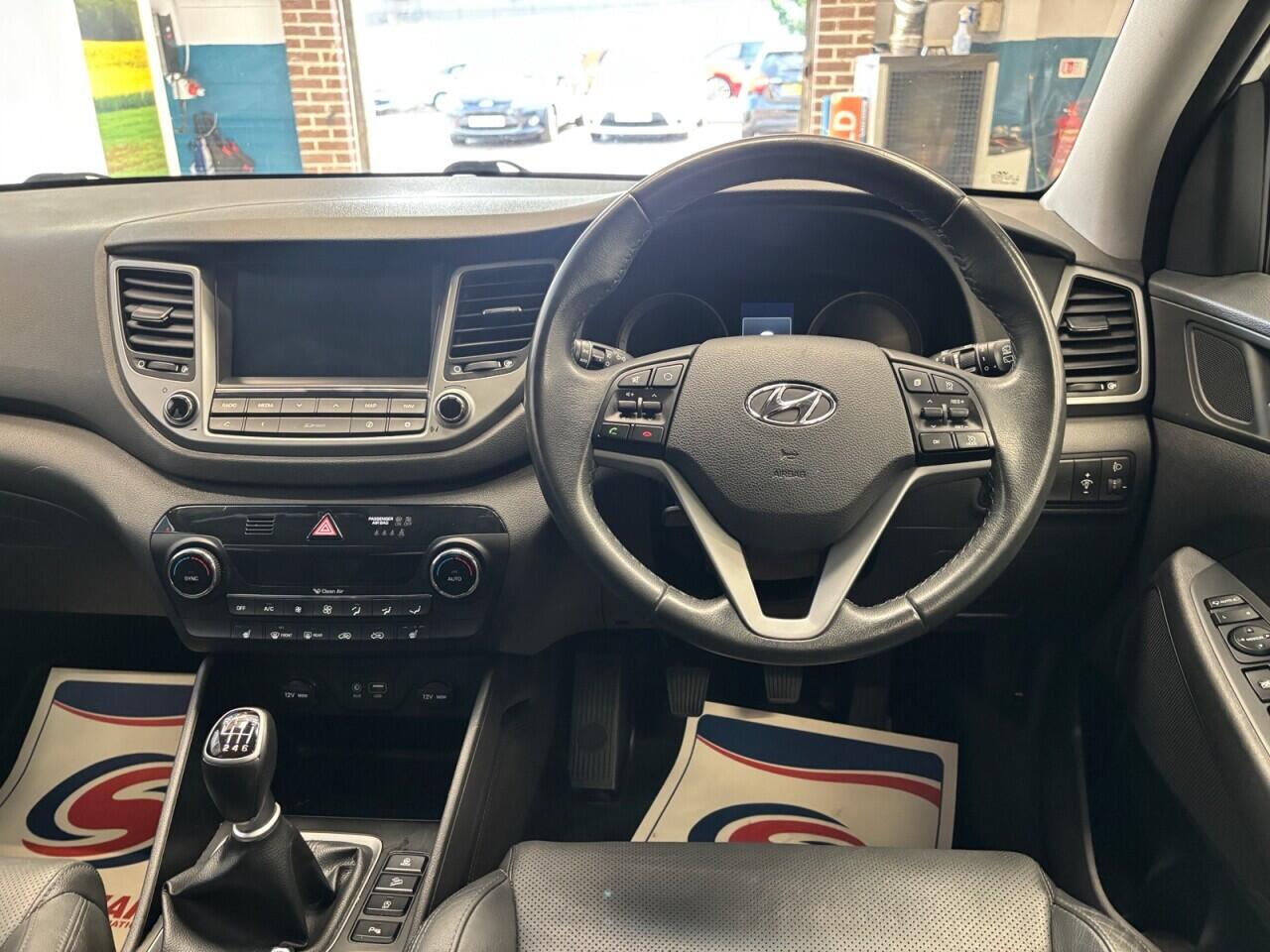 Hyundai Tucson view 17