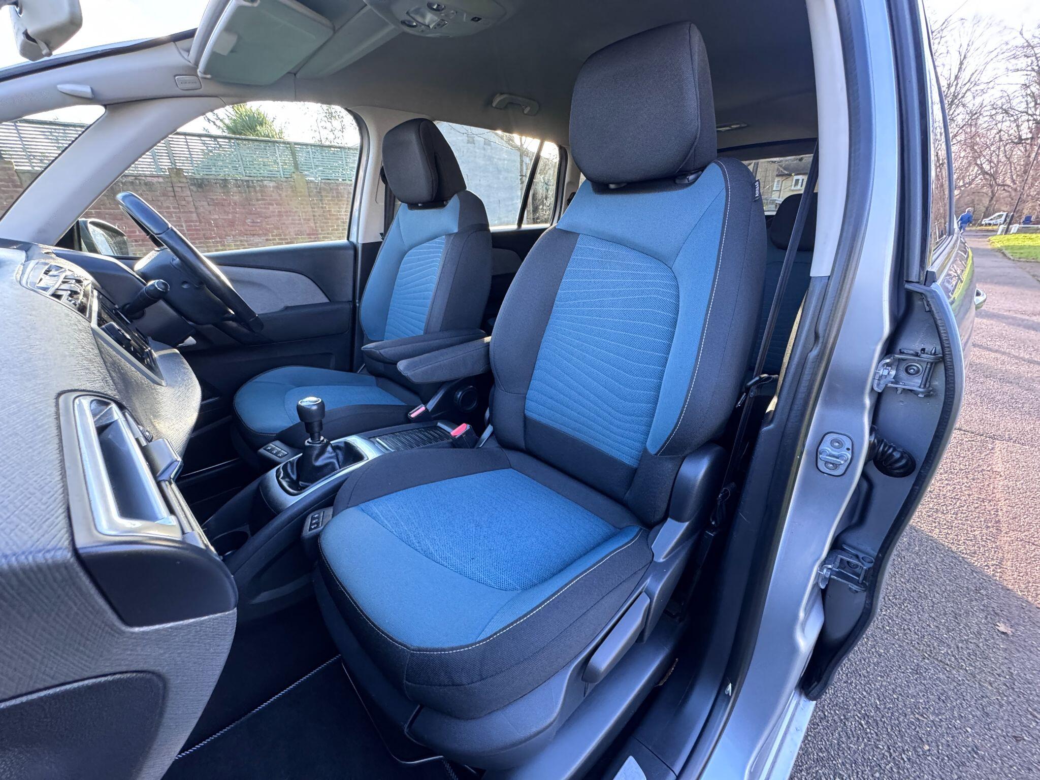 2018 Citroen Grand C4 Picasso image 42