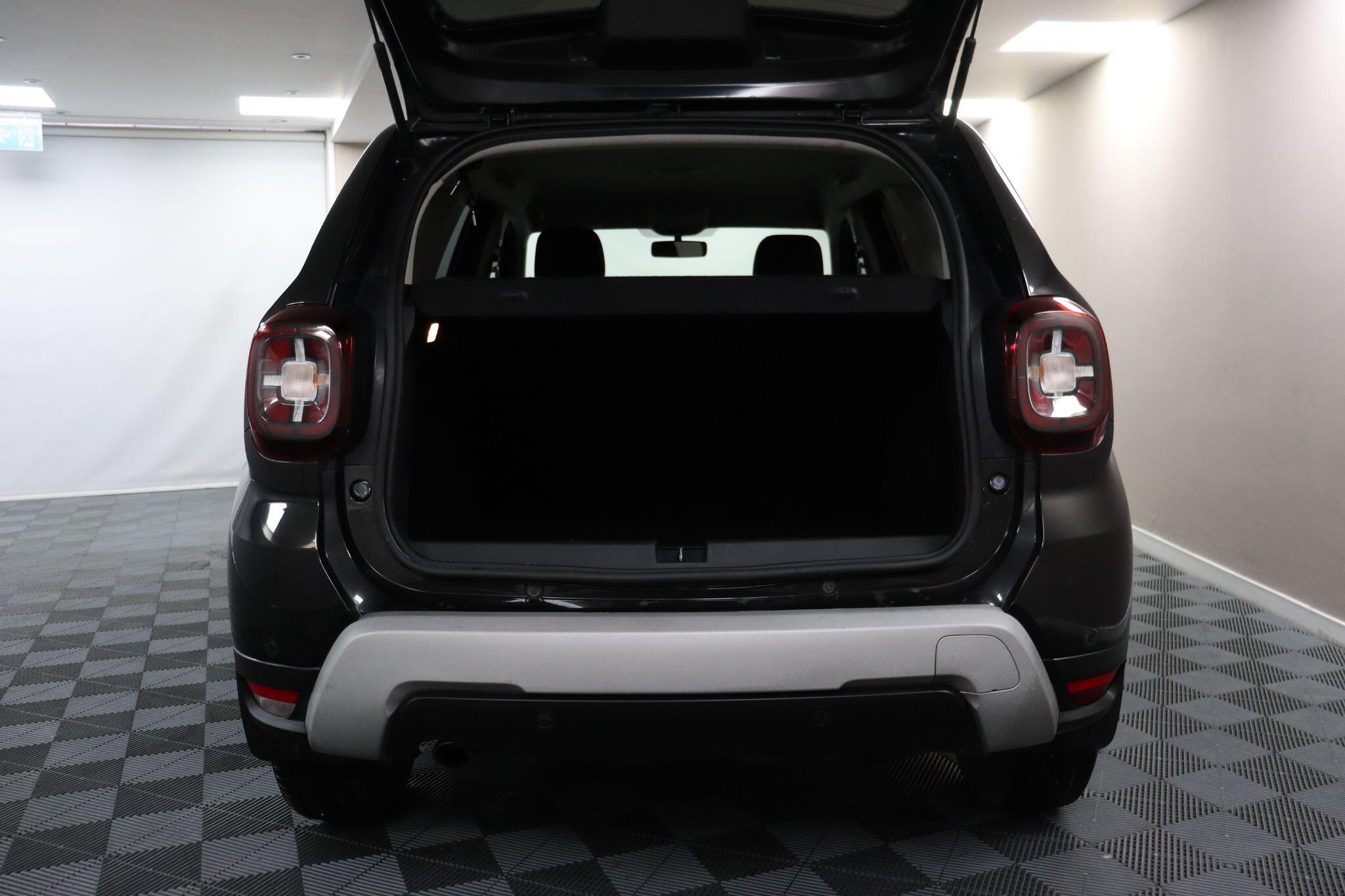 Dacia Duster view 14