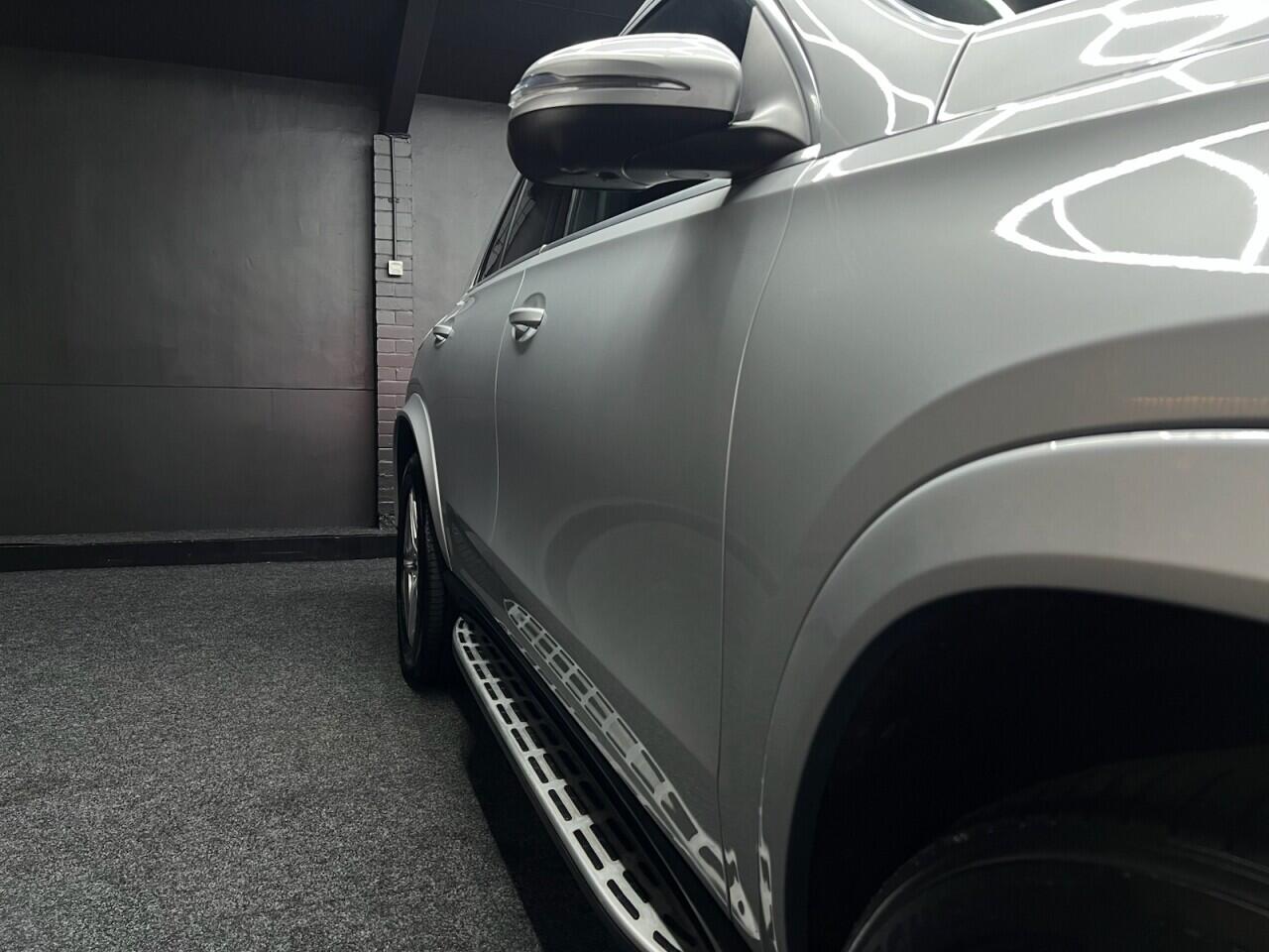Mercedes-Benz Gle view 17