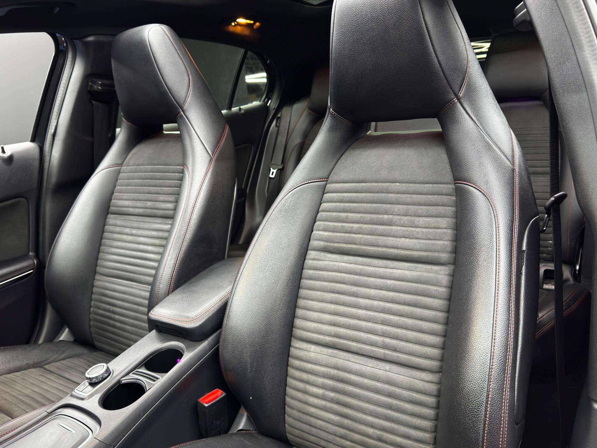 Mercedes-Benz GLA view 14