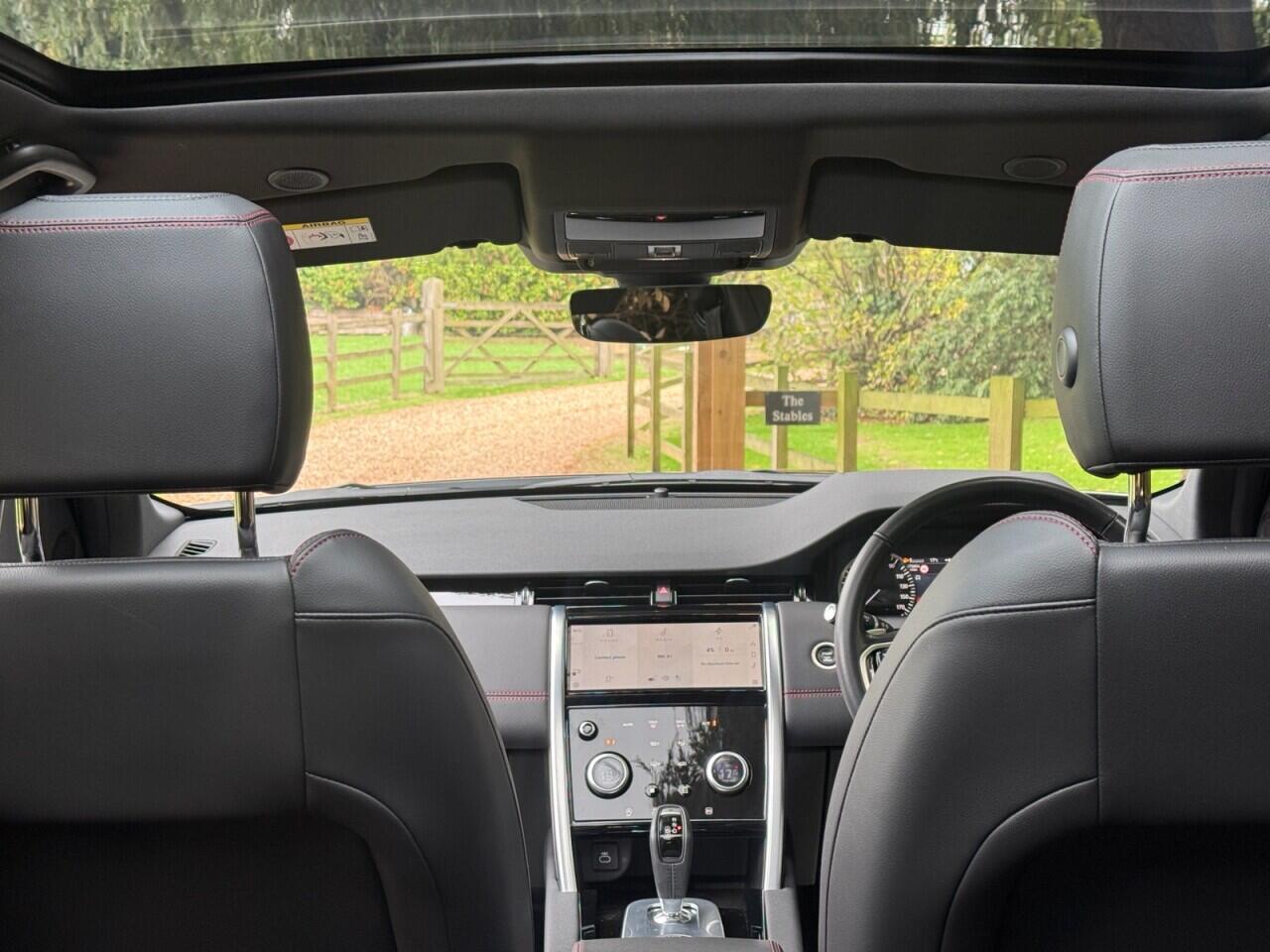 Land Rover Discovery Sport view 23