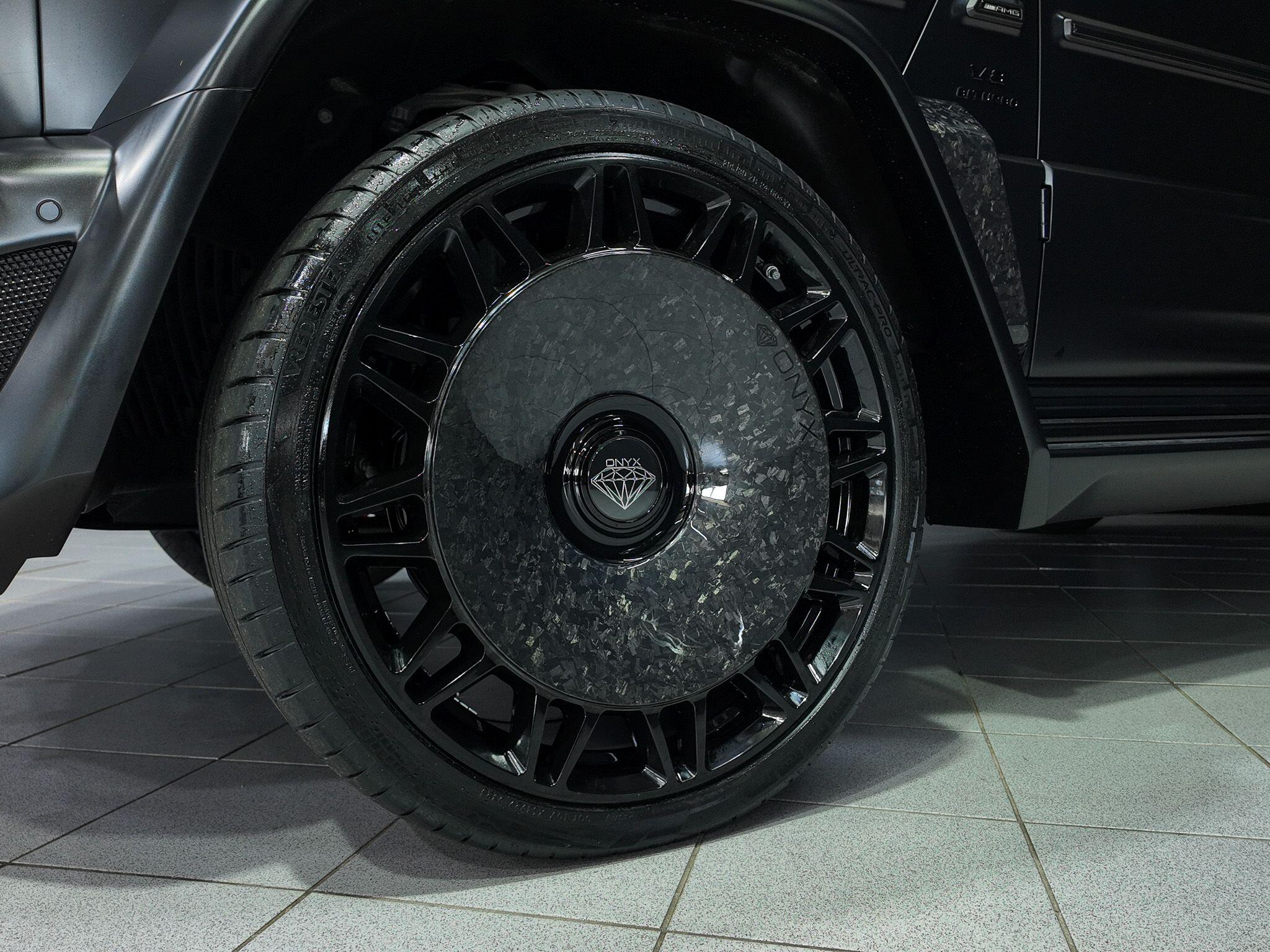 Mercedes-Benz G-Class view 35