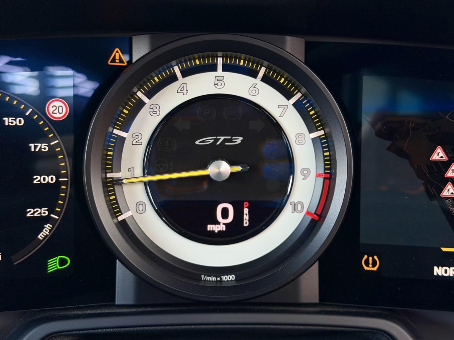 Porsche 911 view 57