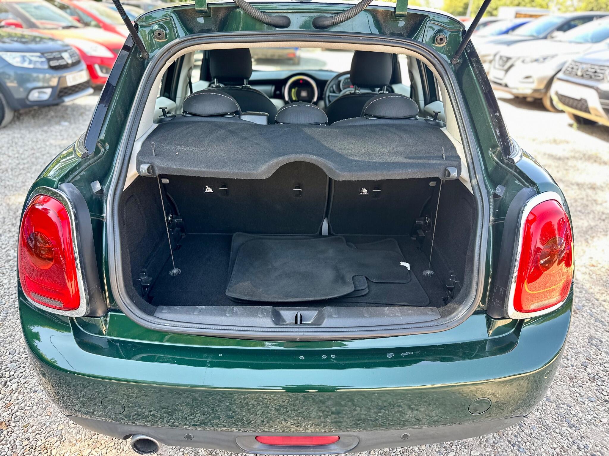 MINI Hatch view 17