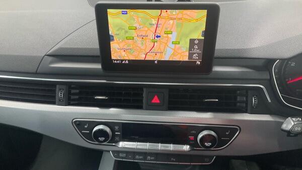 Audi A4 view 7
