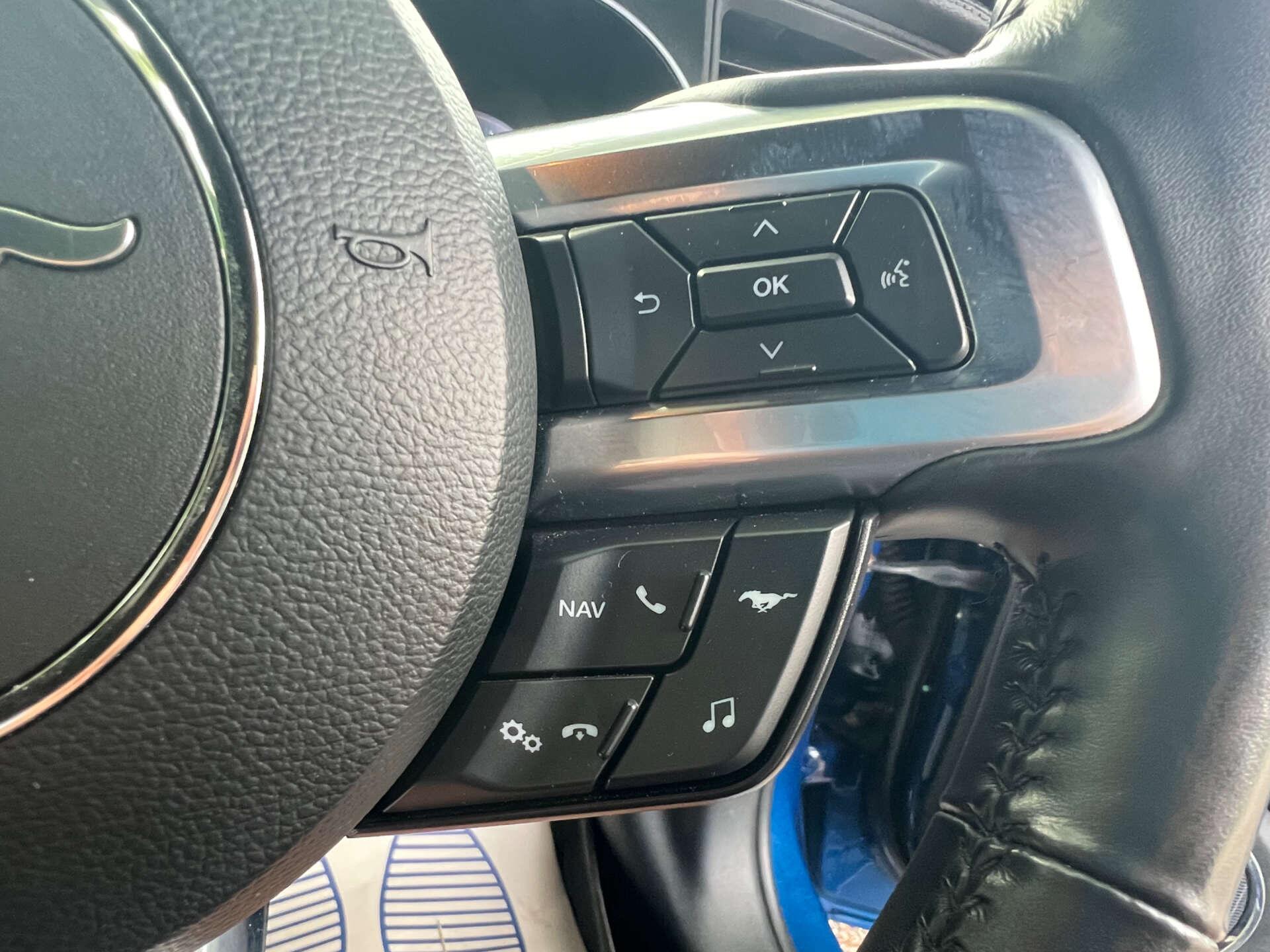 Ford Mustang view 45