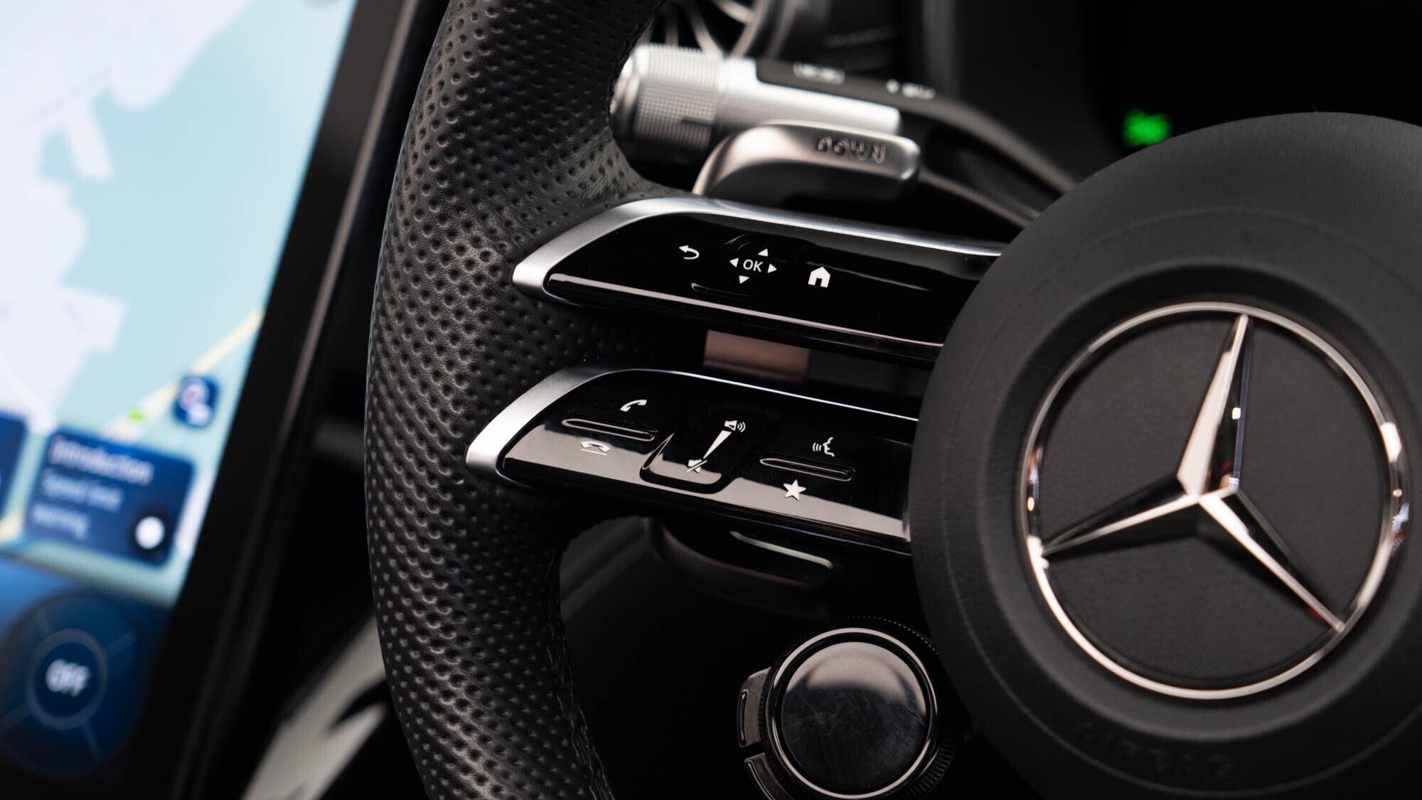 Mercedes-Benz SL view 20