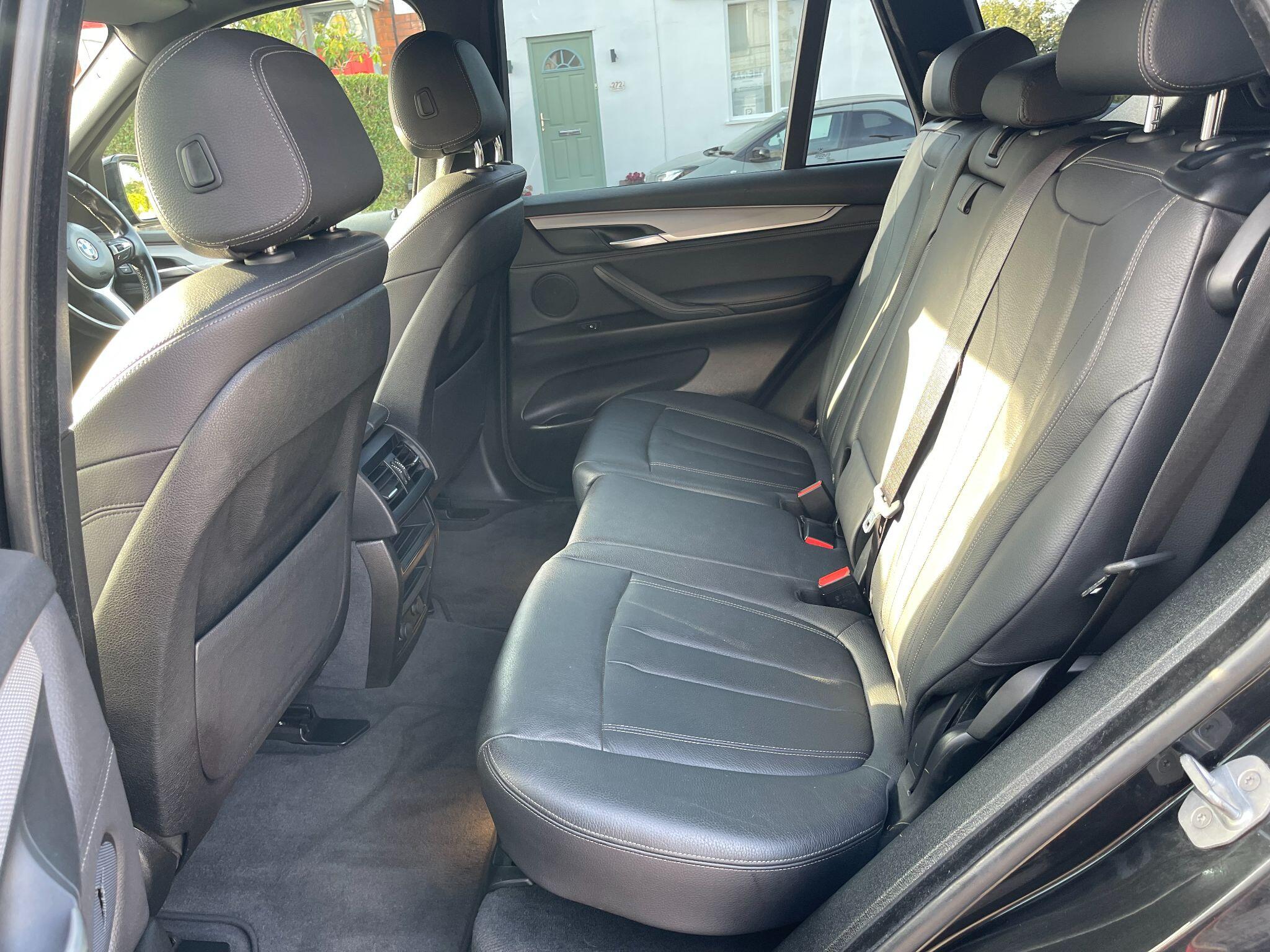 BMW X5 view 45