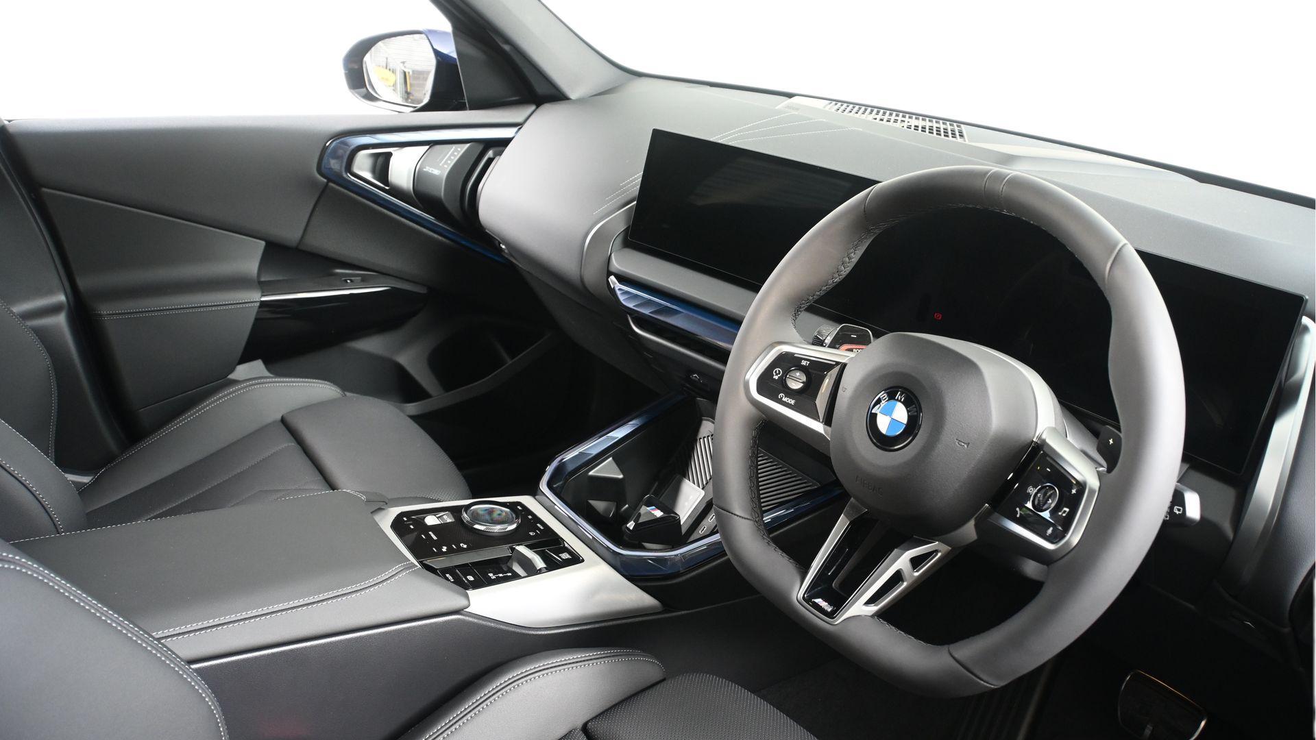 BMW X3 view 6