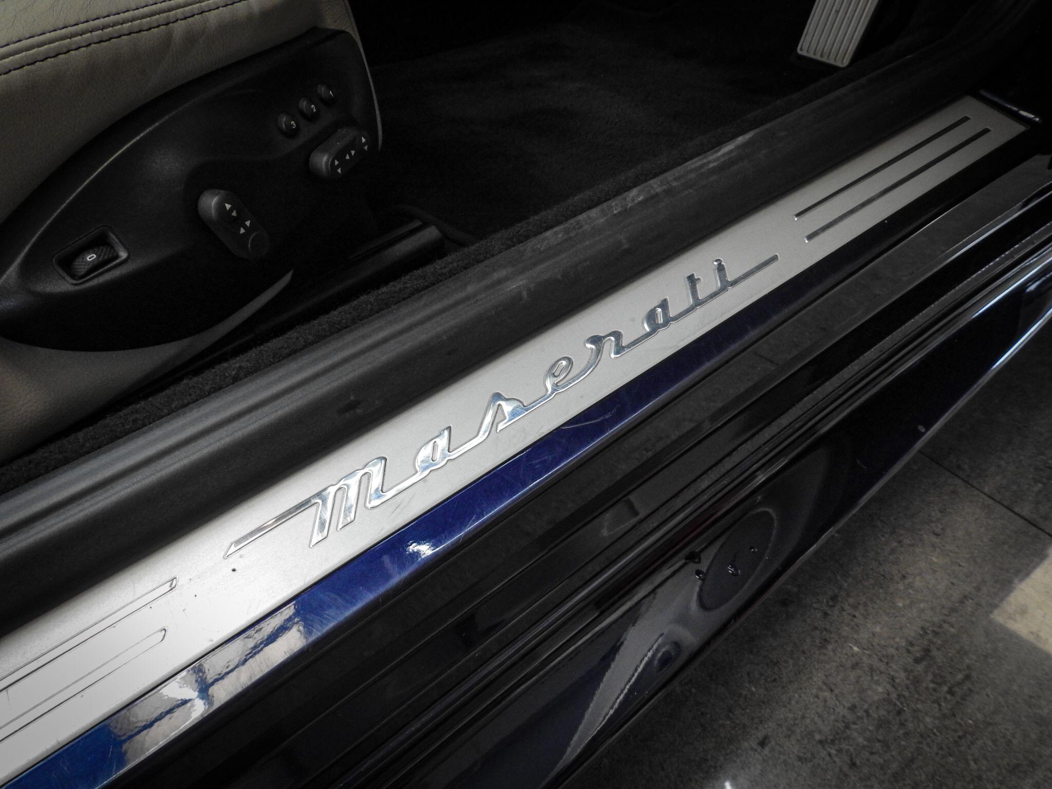 Maserati Grancabrio view 37