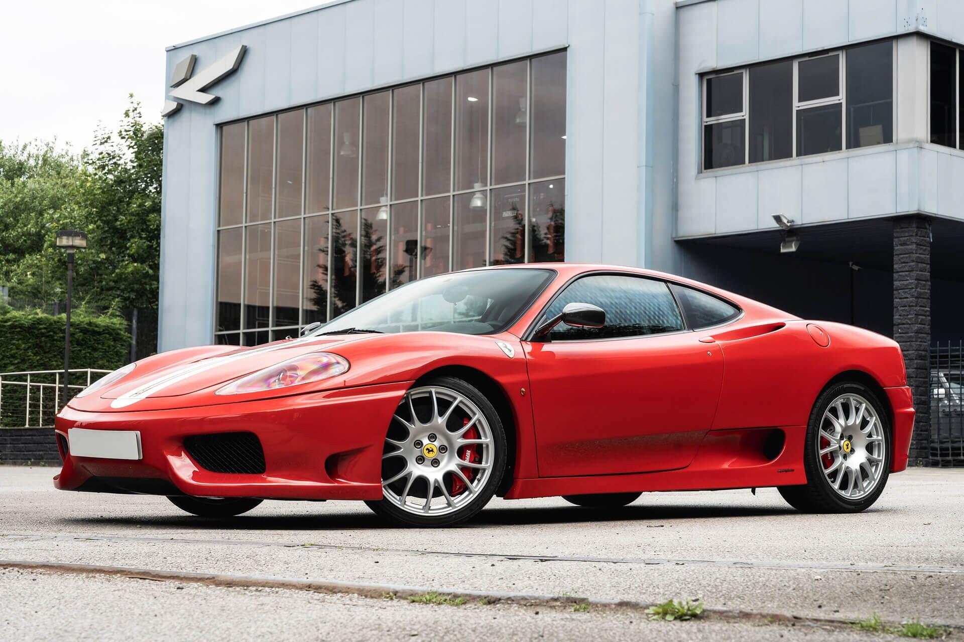 Ferrari Challenge Stradale view 3