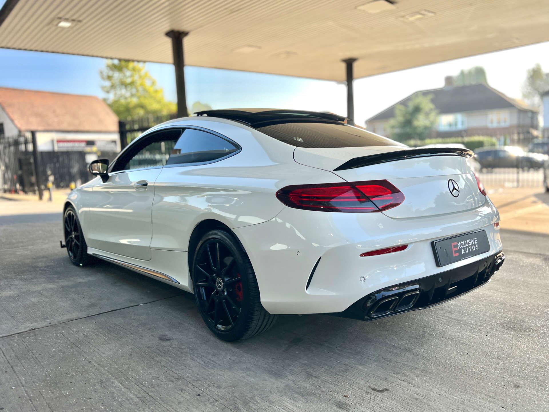 Mercedes-Benz C-Class view 35