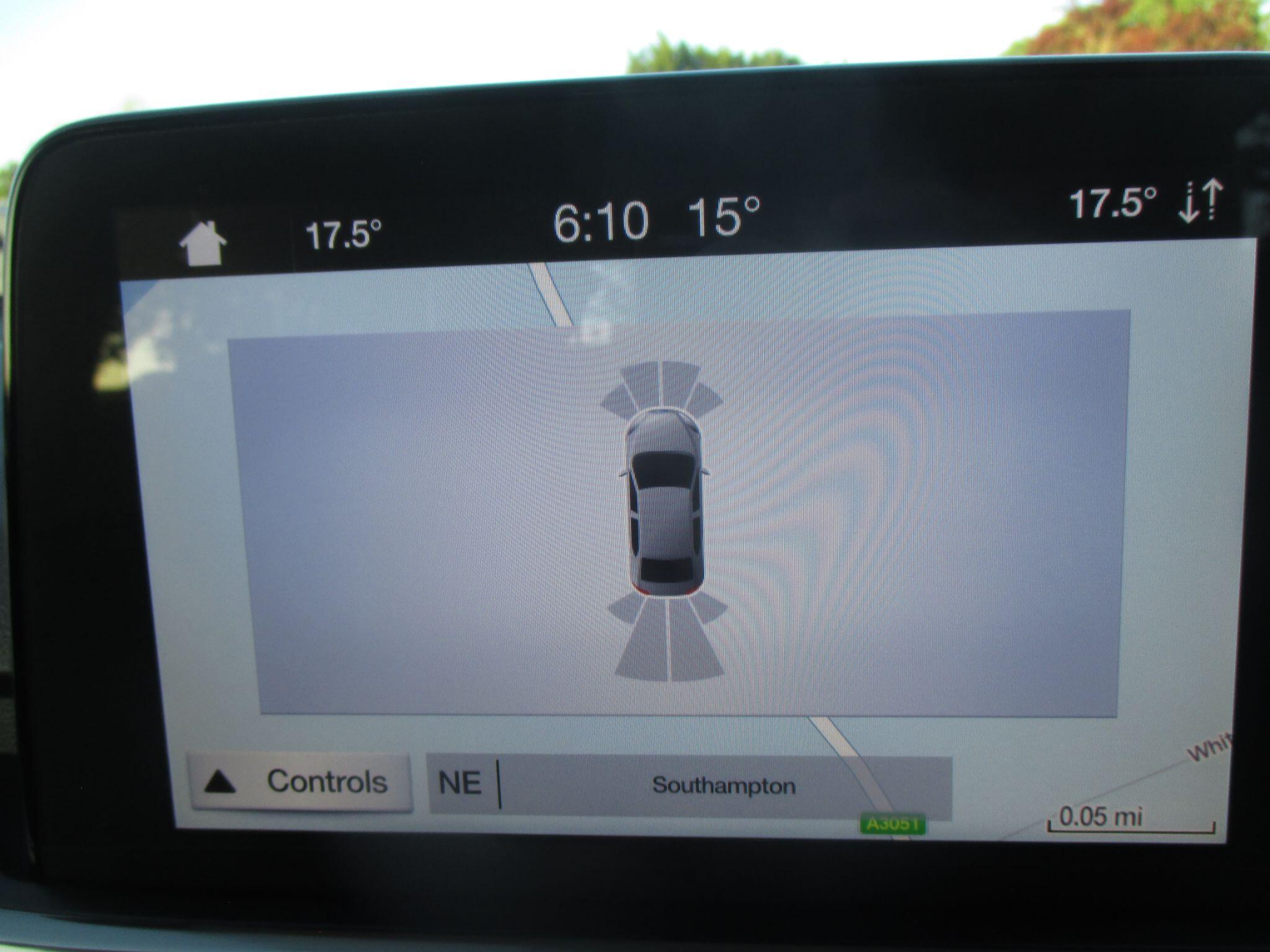 Ford Focus view 38