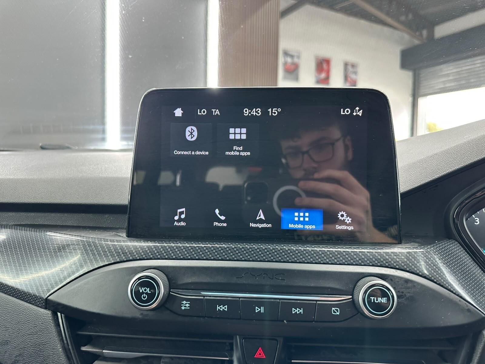 Ford Focus view 40