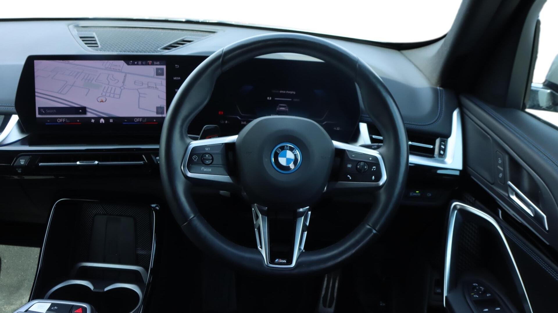 BMW Ix1 view 5