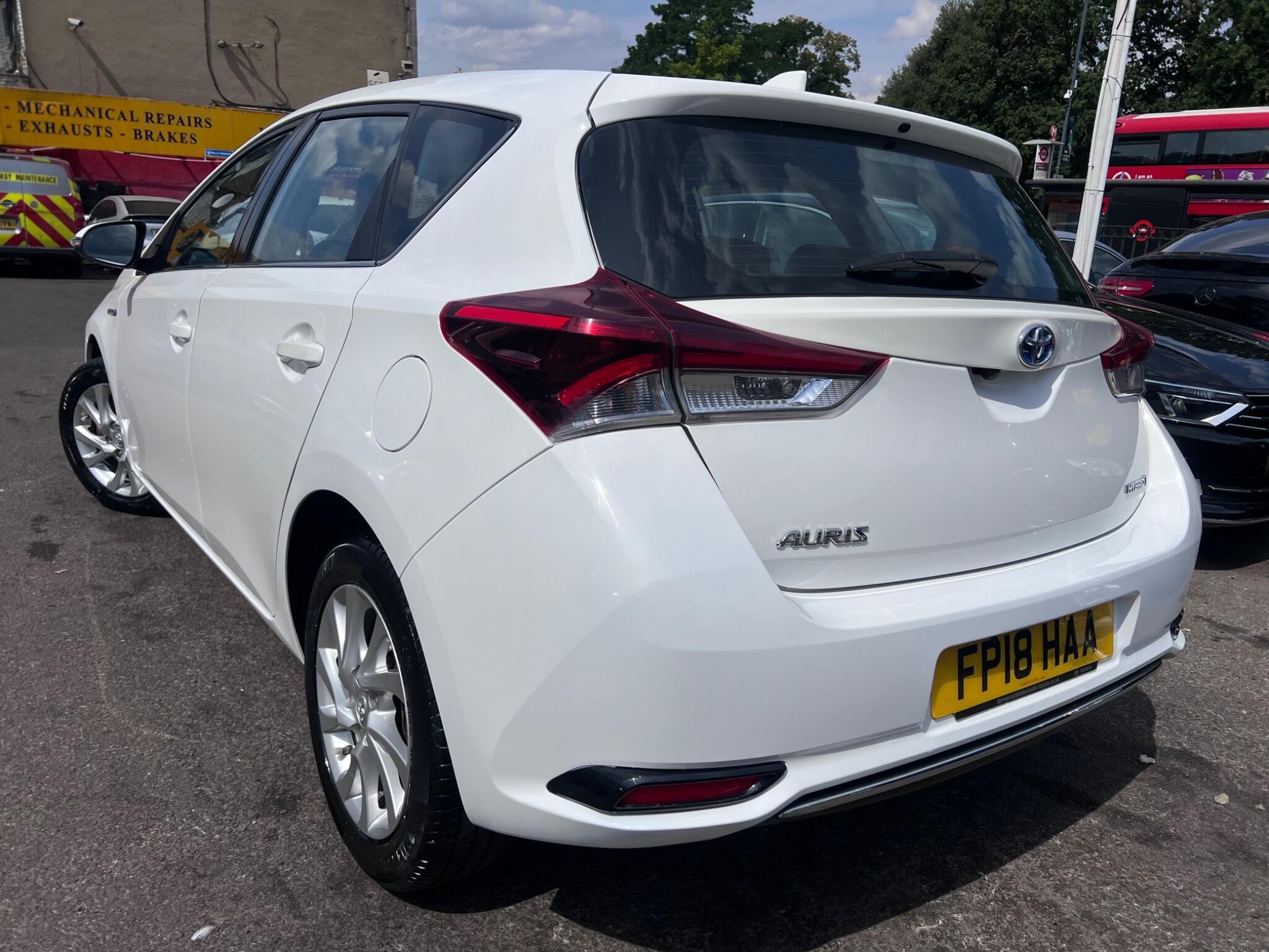 Toyota Auris view 14