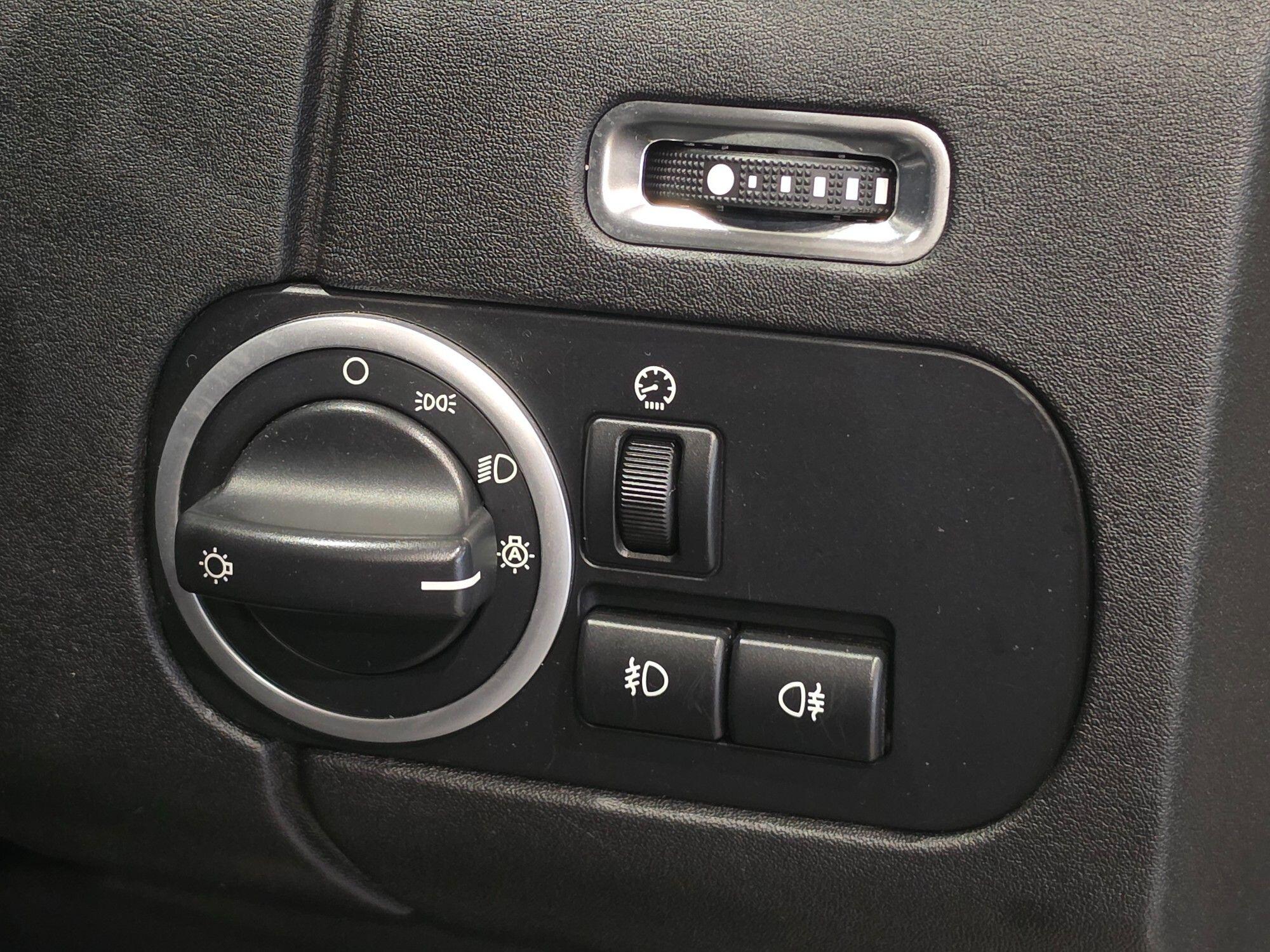 Land Rover Discovery view 37