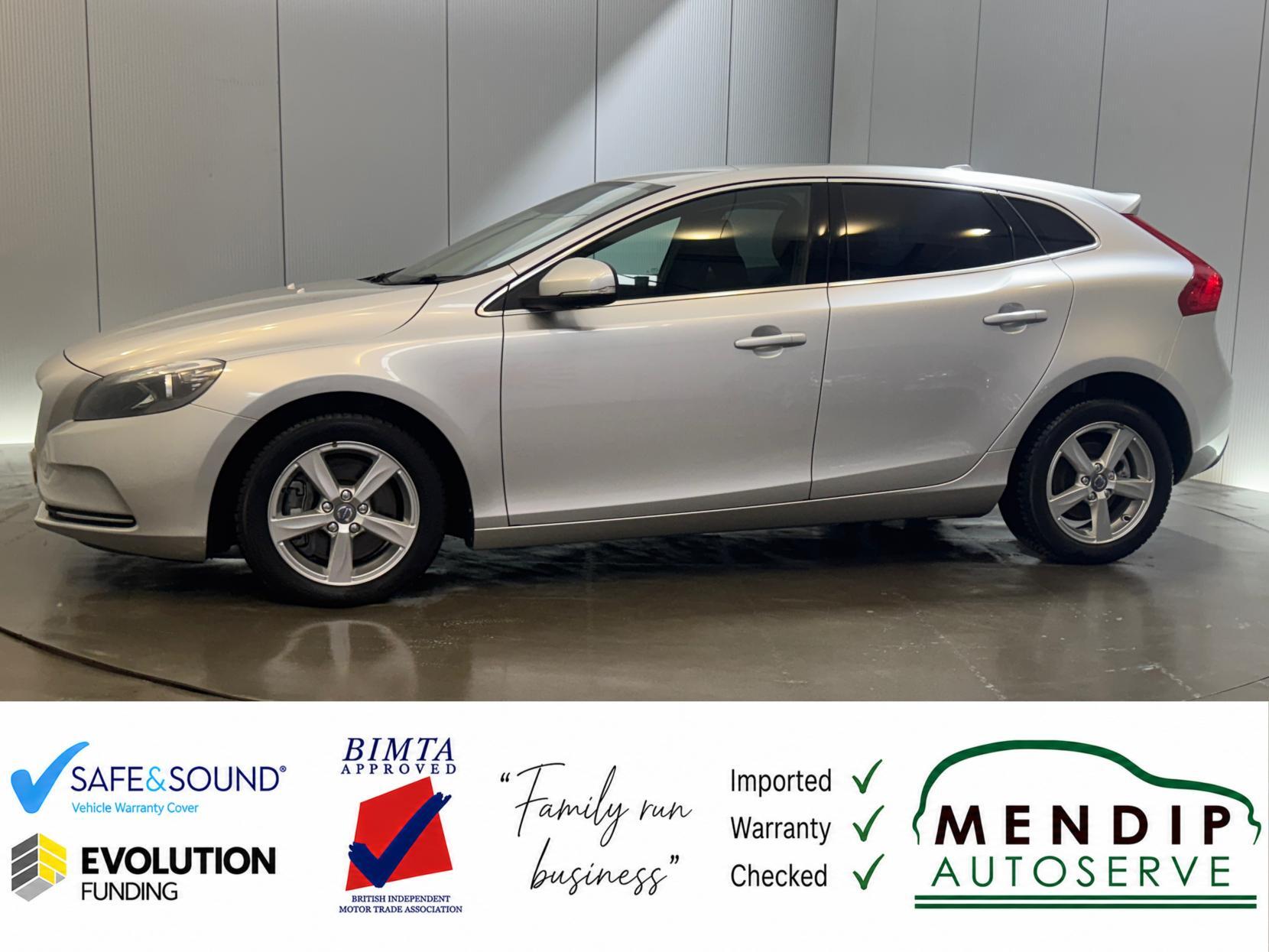 Volvo V40 view 6