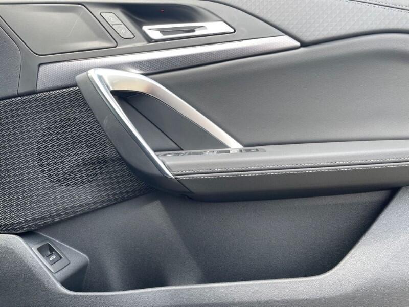 BMW iX2 view 19