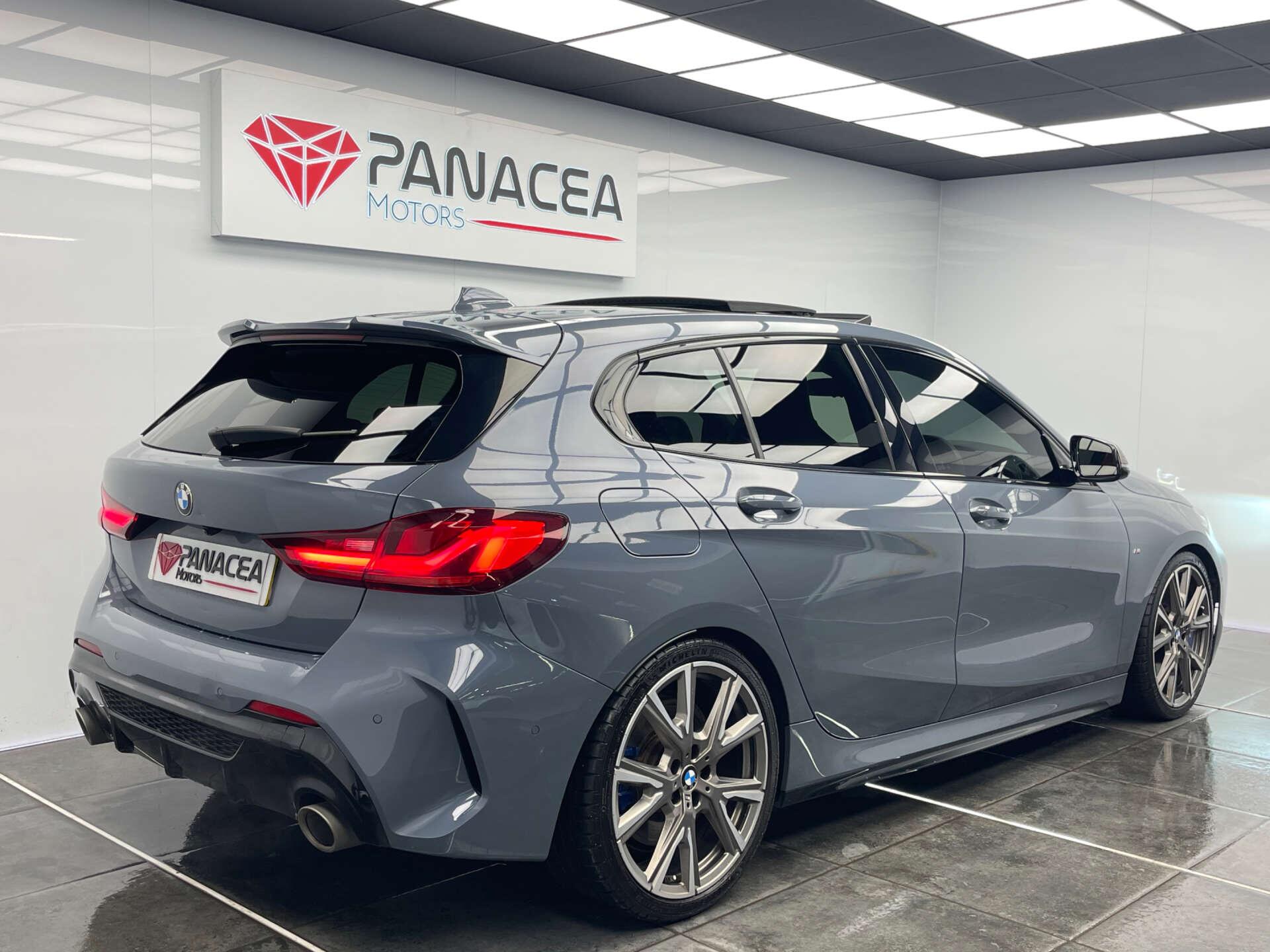 BMW 1 Series view 5