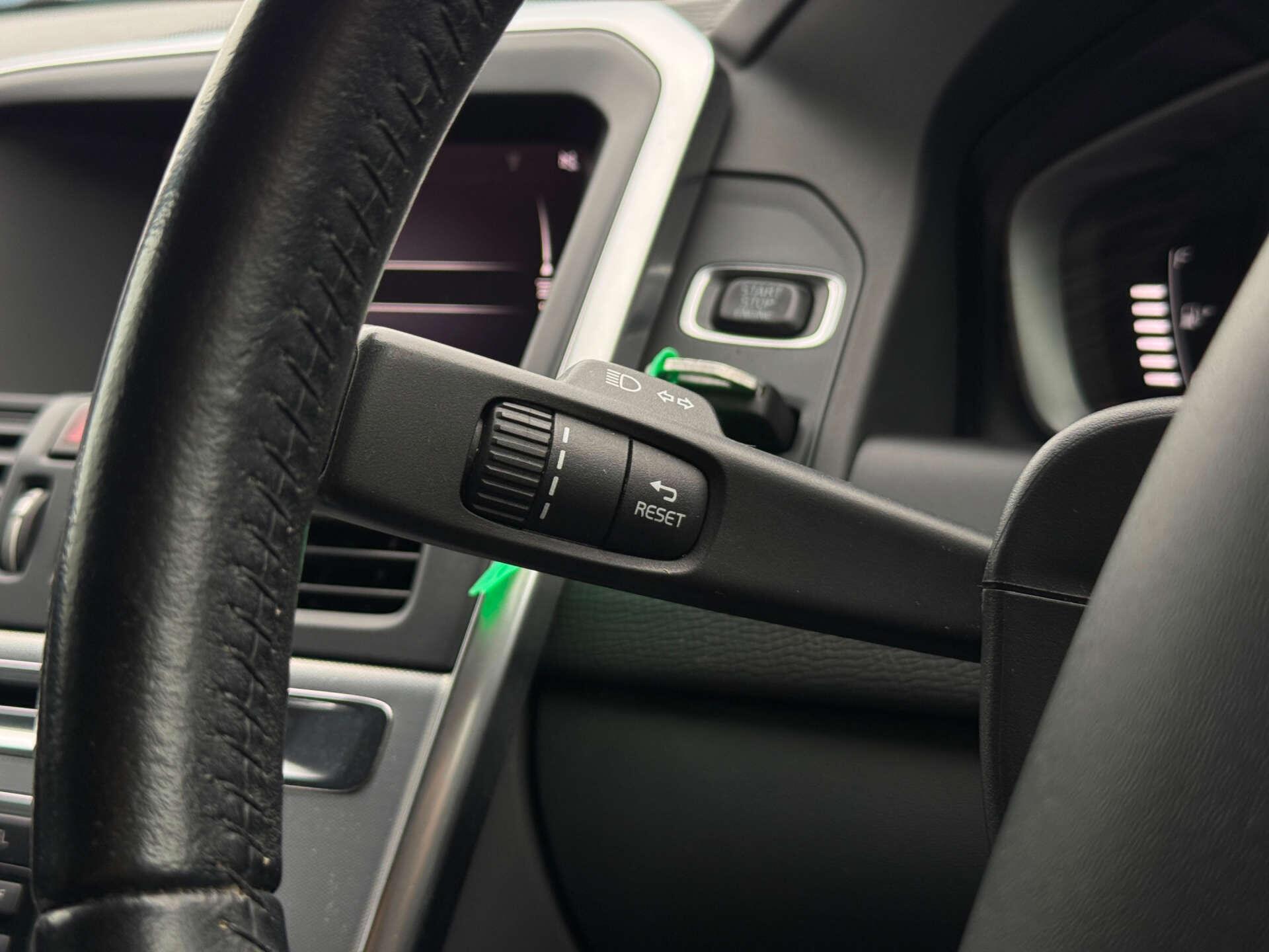 Volvo XC60 view 49