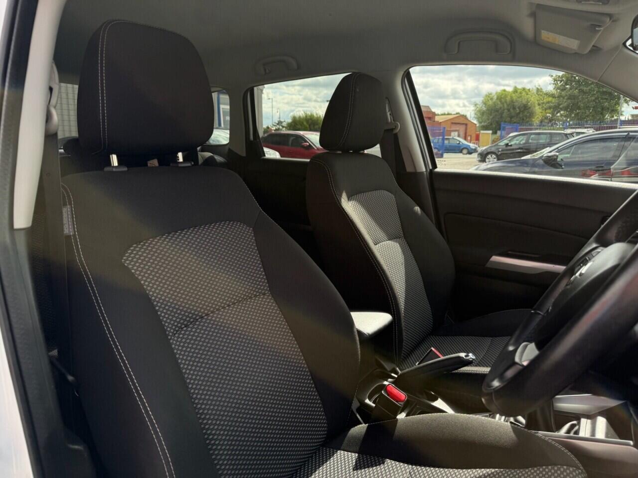 Suzuki Vitara view 39