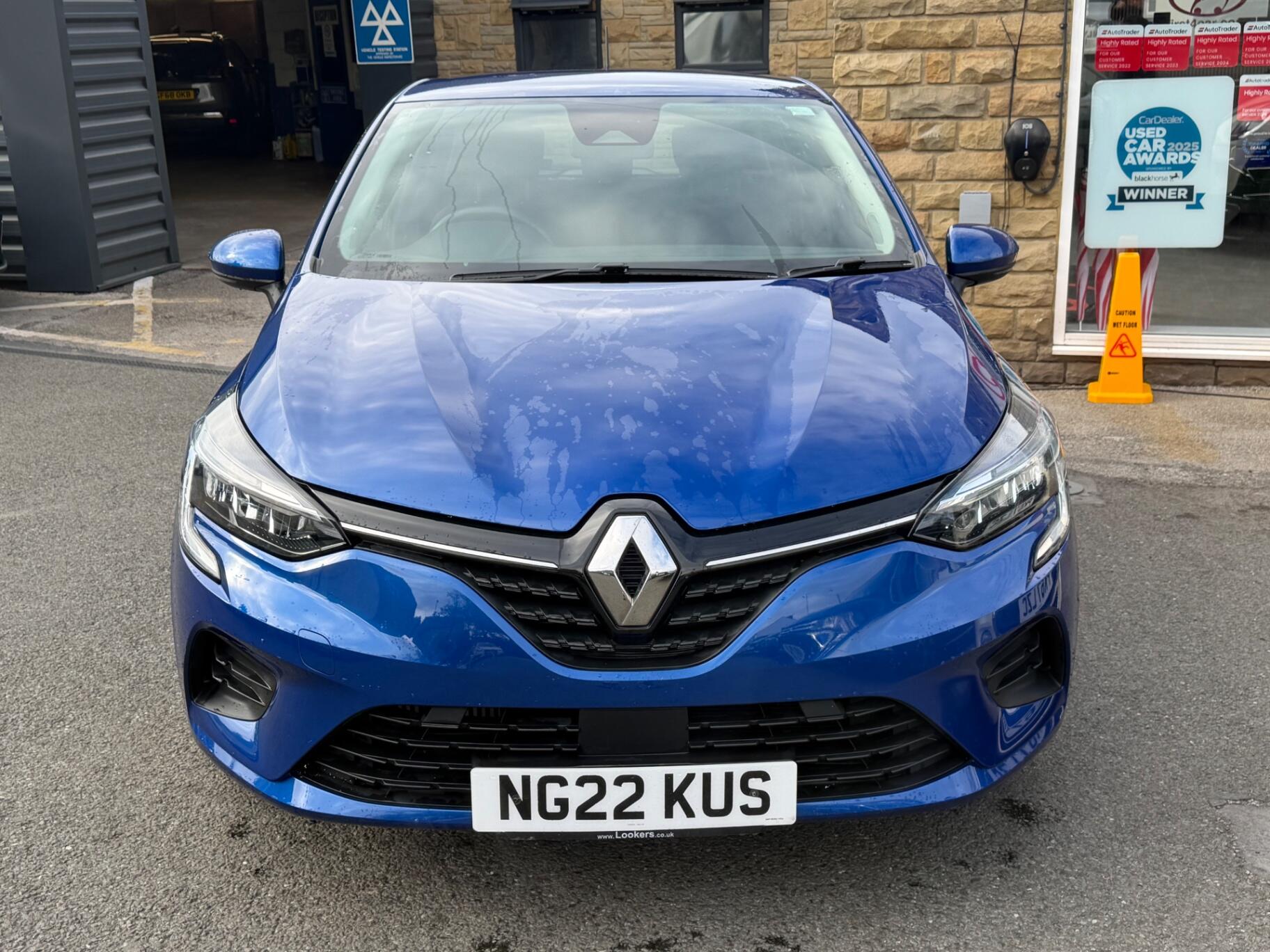 Renault Clio view 3