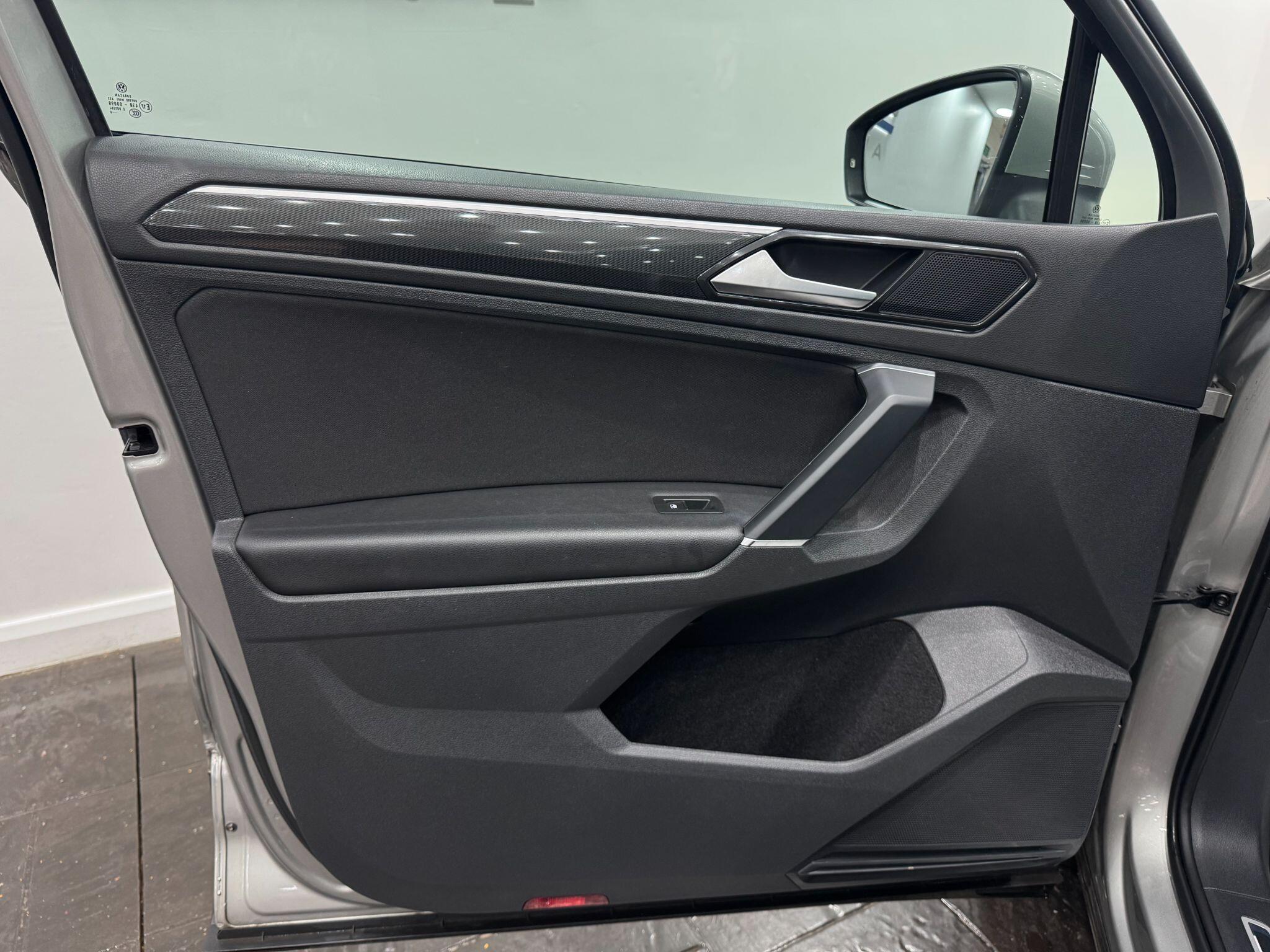 Volkswagen Tiguan view 58