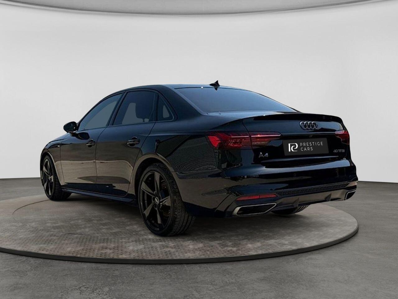 Audi A4 view 4