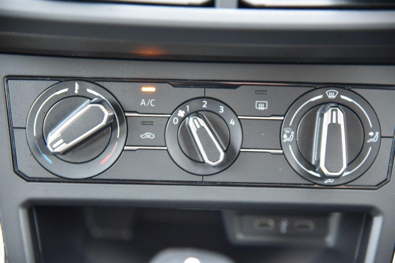 Volkswagen Polo view 47