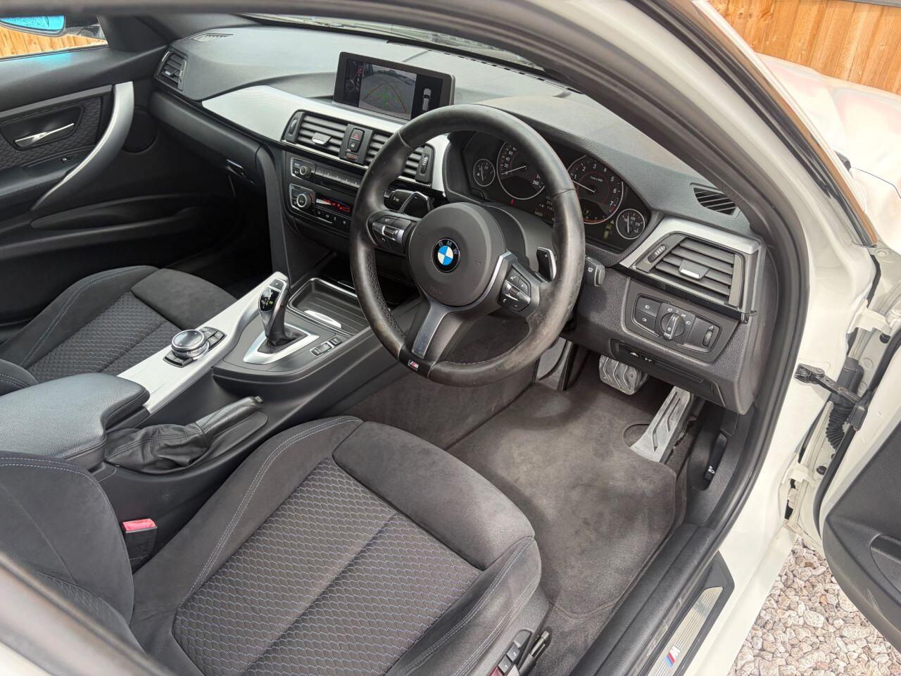 BMW 3 Series view 16