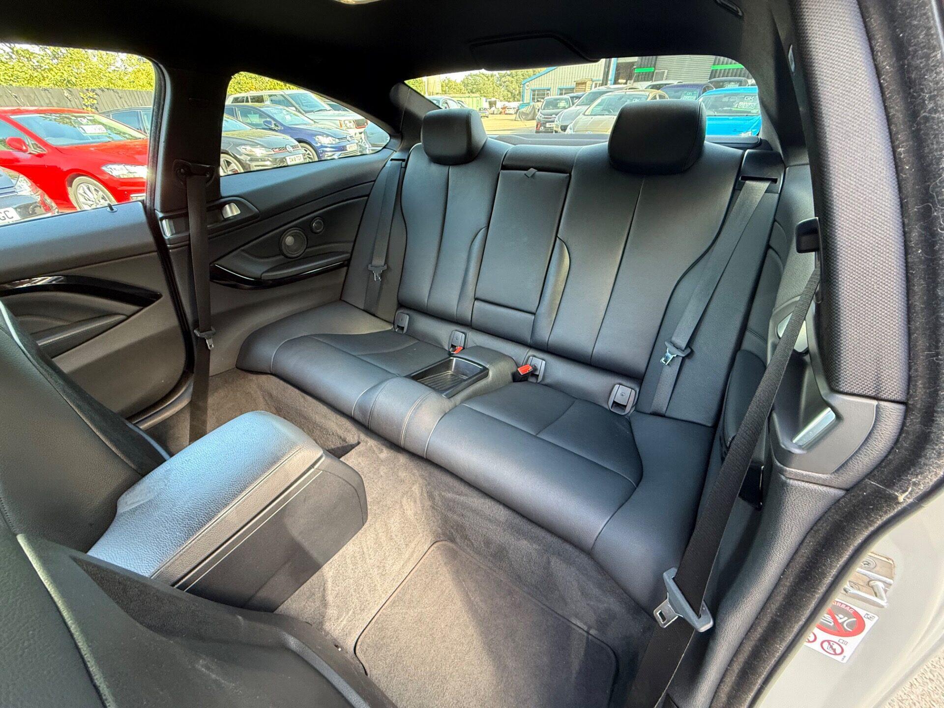 BMW 4 Series view 26