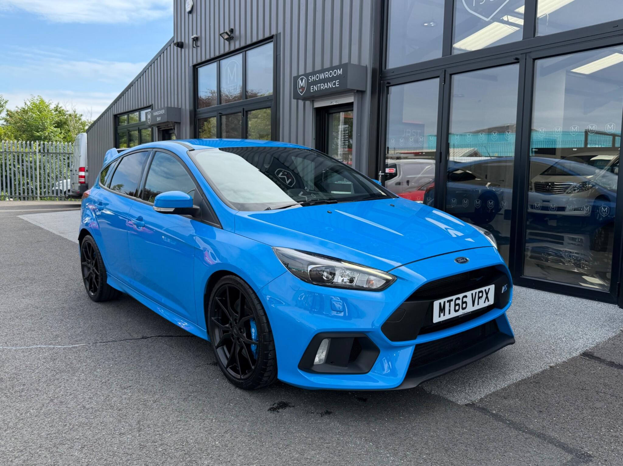 Ford Focus view 11