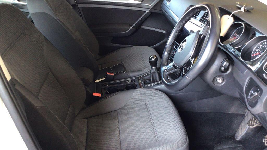 Volkswagen Golf view 7