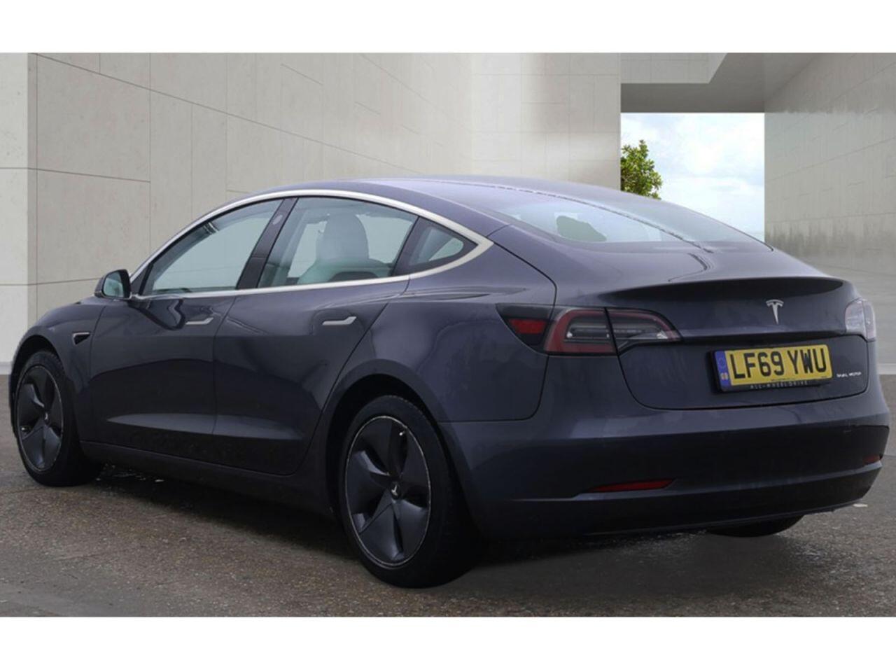Tesla Model 3 view 3