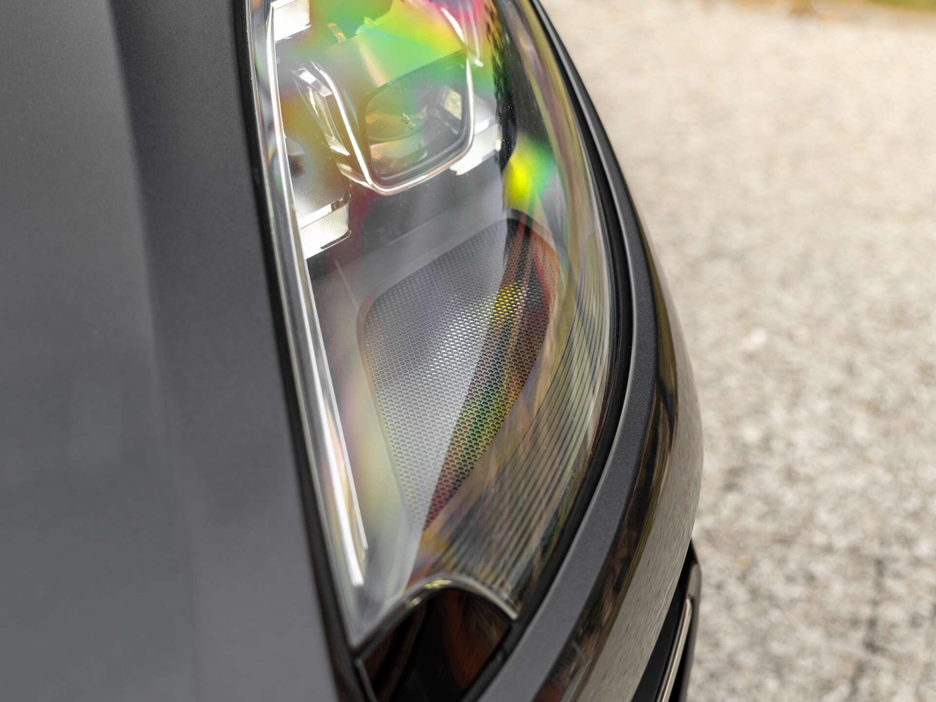 Porsche Macan view 36